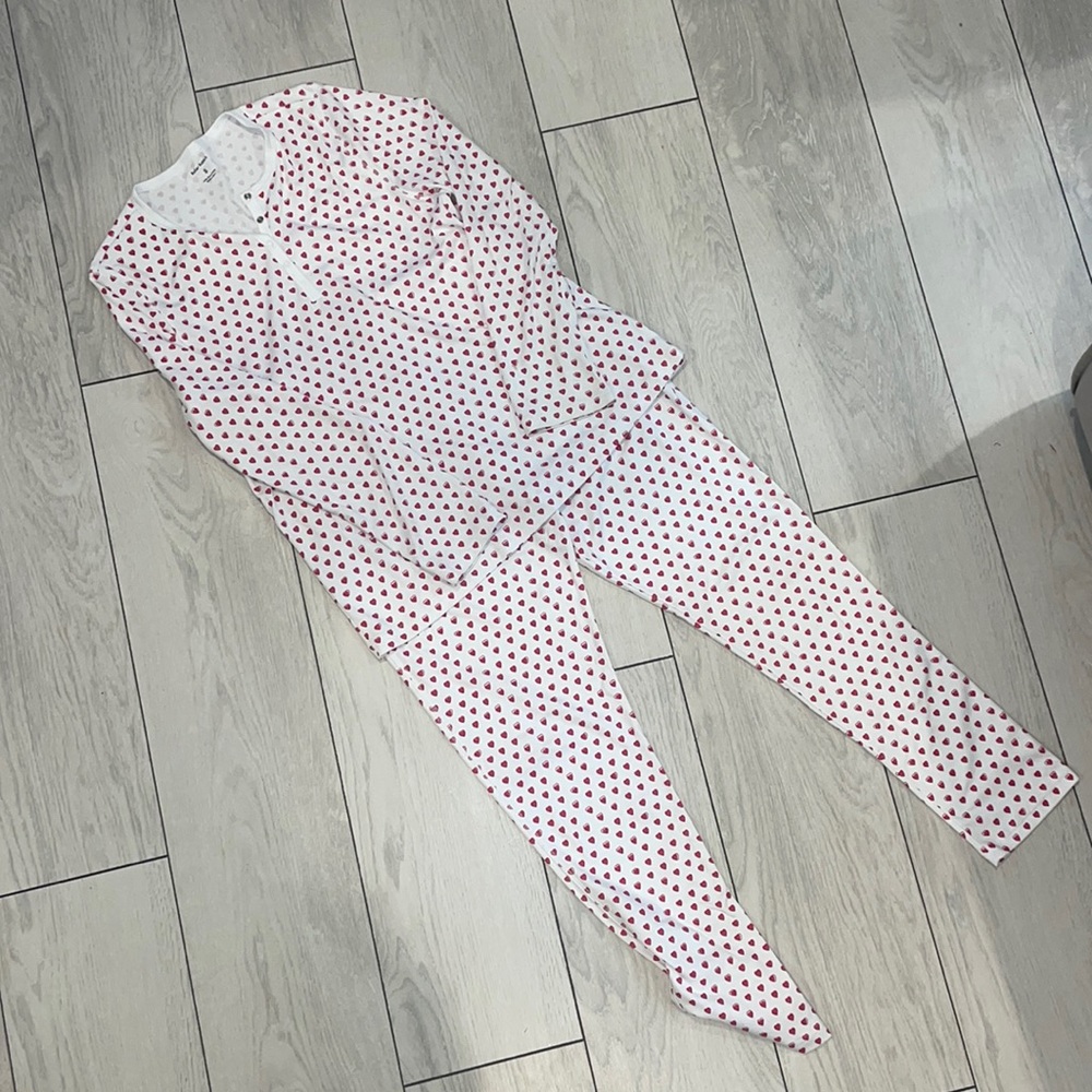 Roller rabbit heart pajamas NWOT small